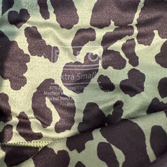 FLEO El Toro Bronze Leopard Legging XS - Picture 5 of 5